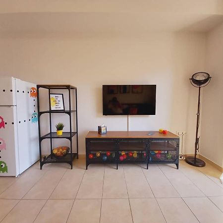 雅典Popart -Spacious 3Rdfl 1Bdr W/Balcony/View公寓 外观 照片